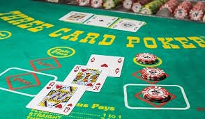 Live Dealer Casino Table တွင် Baccarat ကစားနေသော မြင်ကွင်း